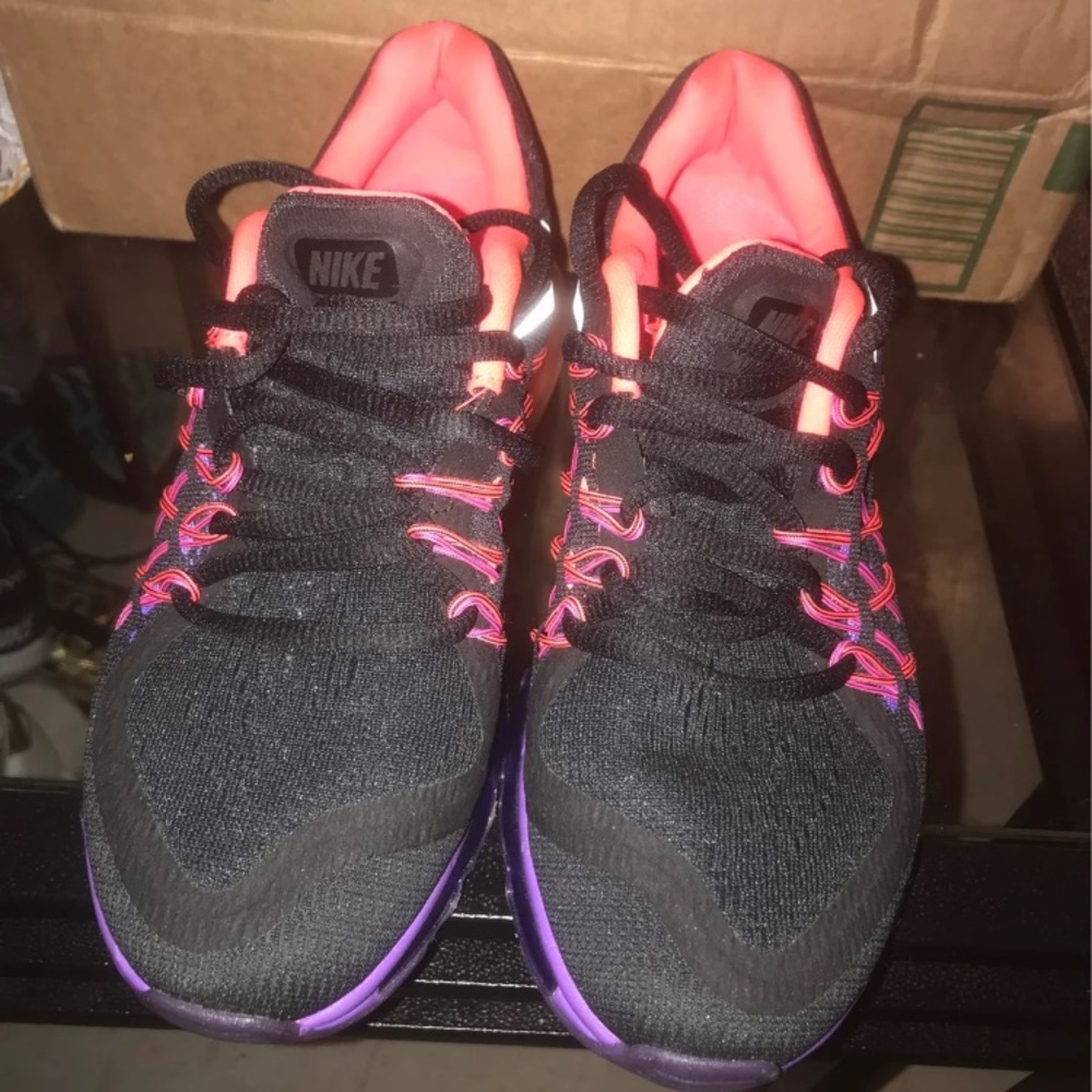 Nike shoes